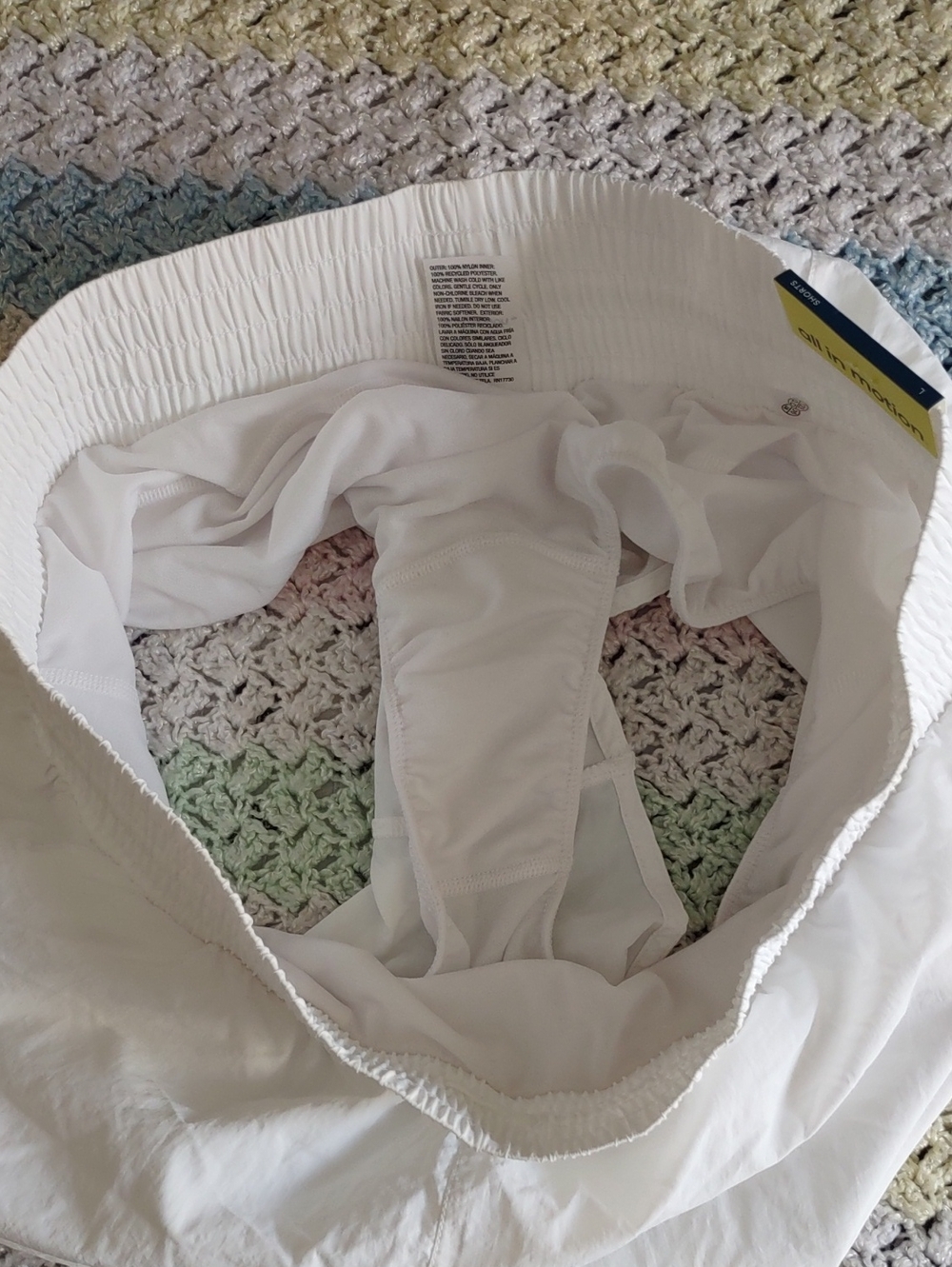 All In Motion Large White High Rise Crinkle Short - Picture 15 of 16